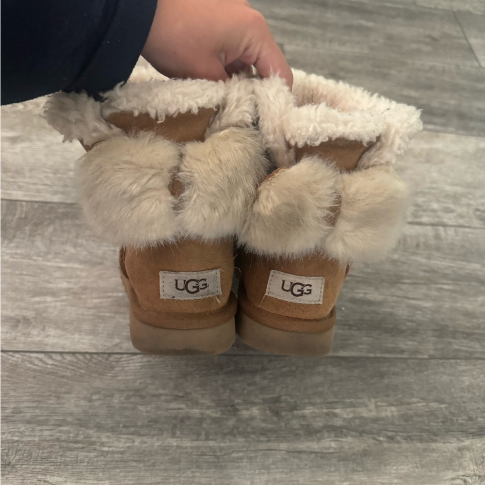 UGG MINI EMMIE BOW WOMEN BOOTS